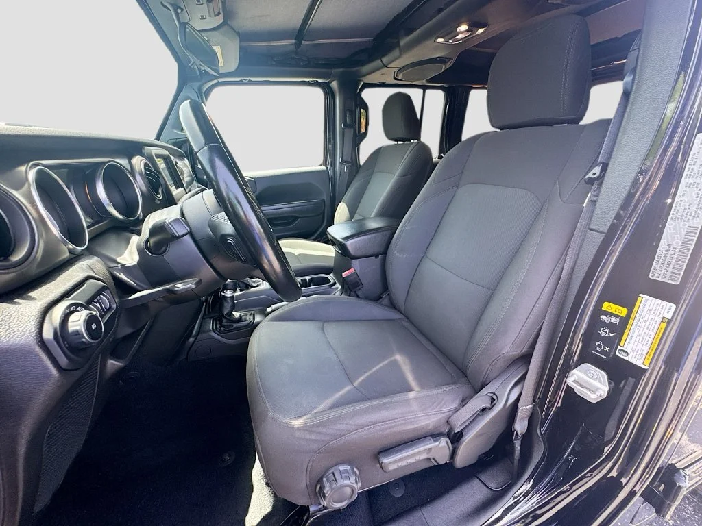 Used 2022 Black Jeep Unlimited Sport S image 22