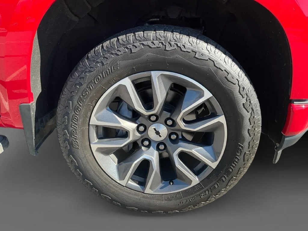 Used 2019 RED HOT Chevrolet RST image 12