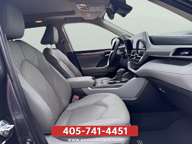 Used 2024 Gray Toyota Platinum image 38