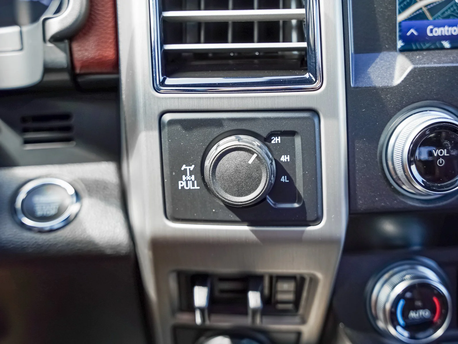 Used 2021 White Ford  image 24