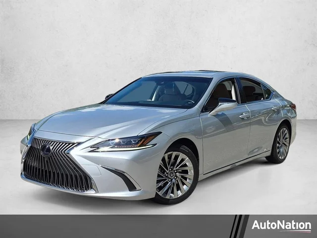 2019 Lexus ES ES 300h Ultra Luxury