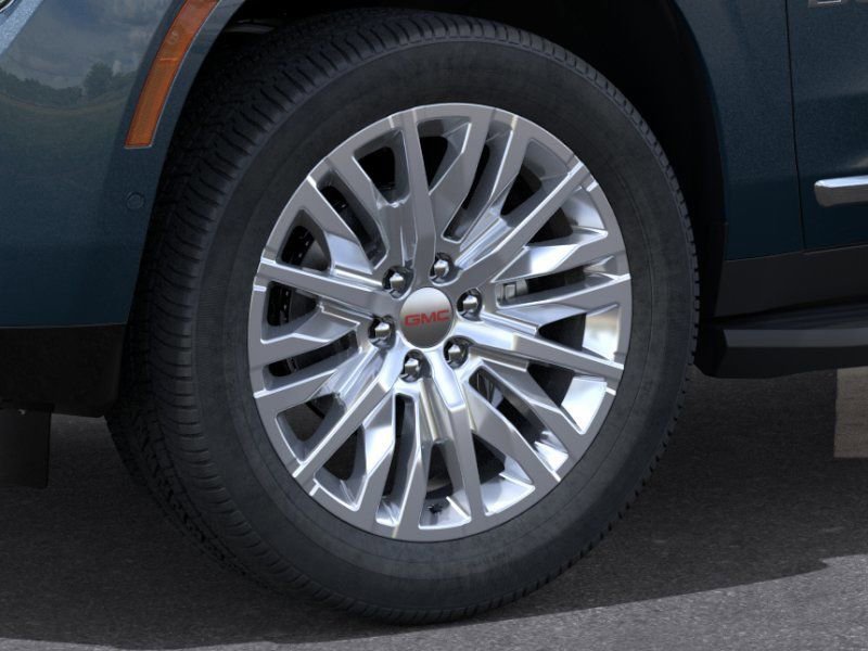 2026 GMC Yukon Denali - Photo 9