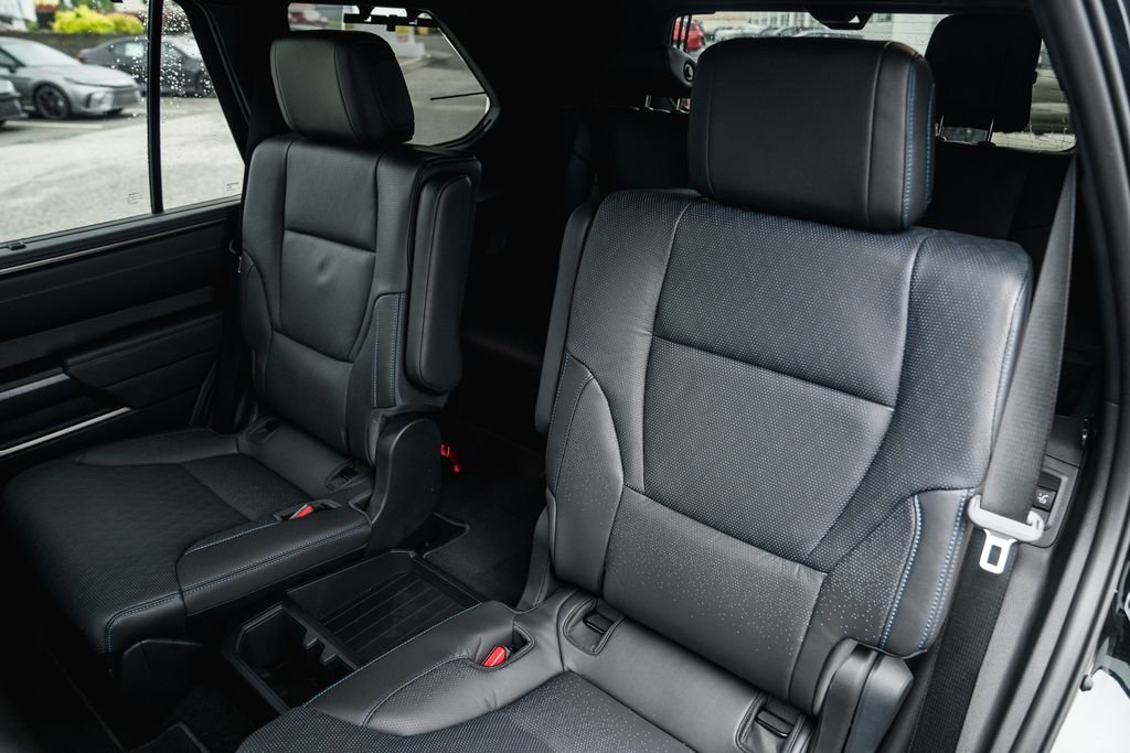 New 2026 Midnight Black Metallic Toyota Platinum image 28