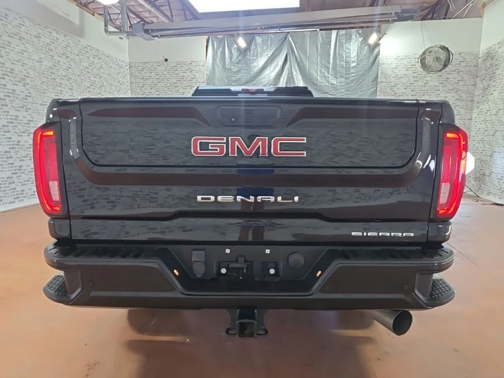 Used 2021 Ebony Twilight Metallic GMC Denali image 5