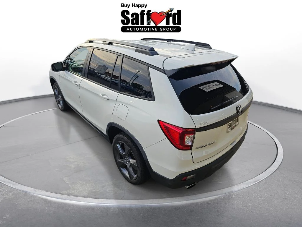 Used 2019 White Honda Touring image 21