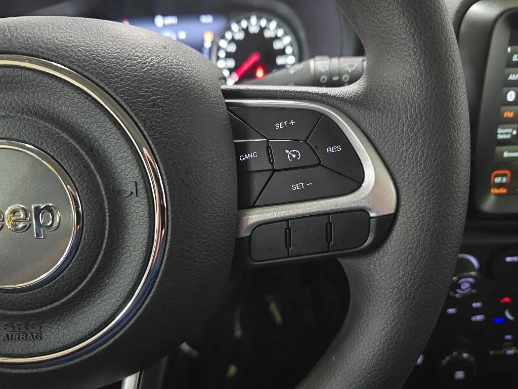 Used 2023 Yellow Jeep Latitude image 21