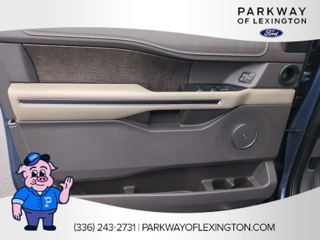 Used 2018 Blue Ford Limited image 12