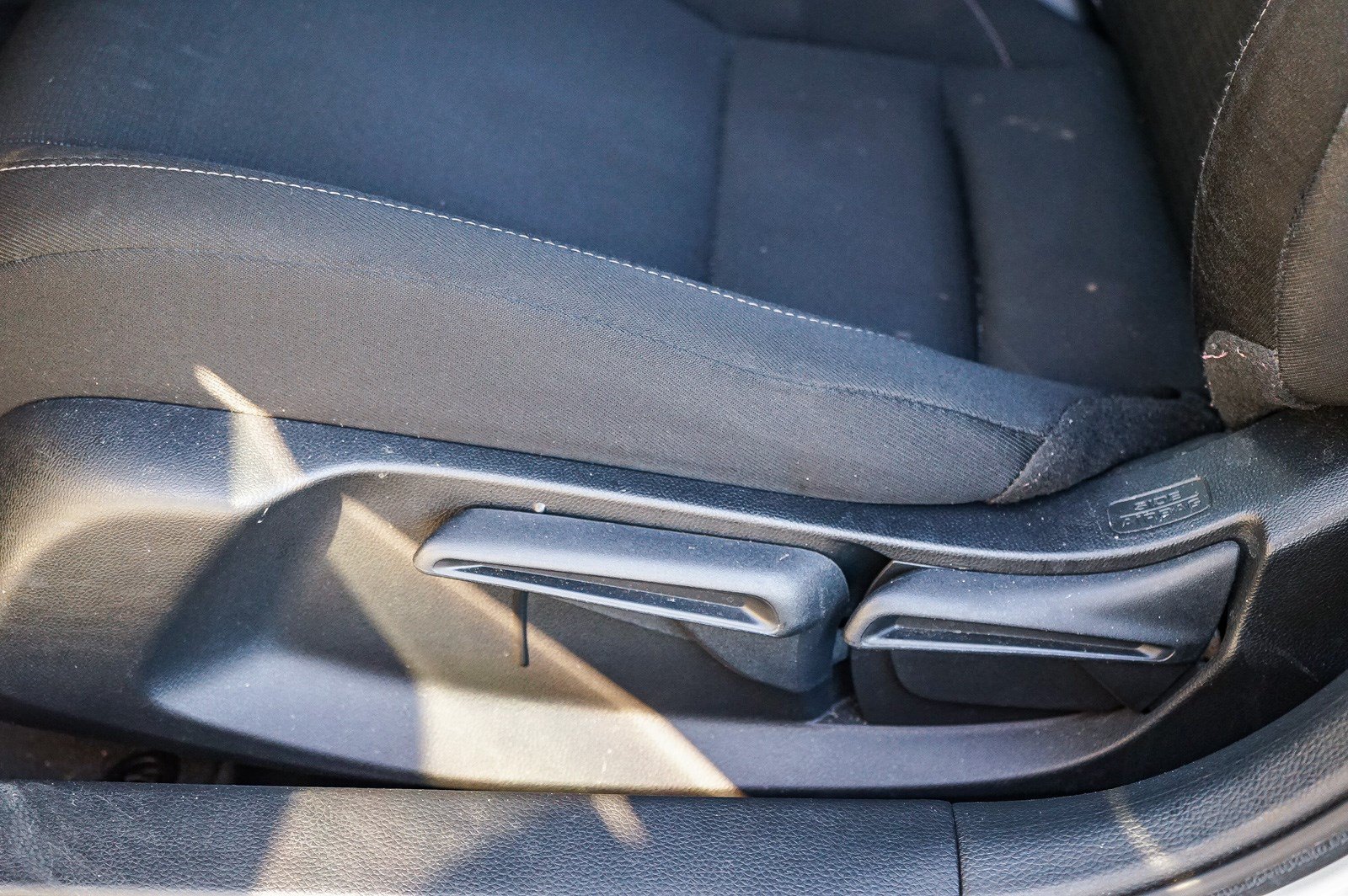 Used 2022 Lunar Silver Metallic Honda EX image 21