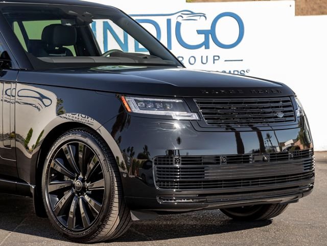 New 2026 Narvik Black Land Rover SV Black Edition image 5