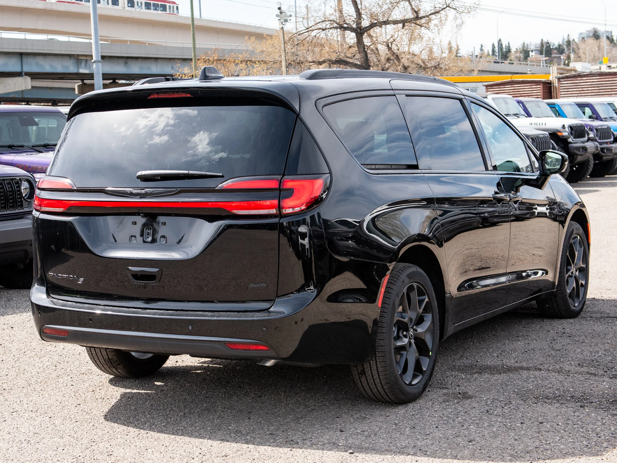 New 2026 Black Chrysler Select* AWD image 5
