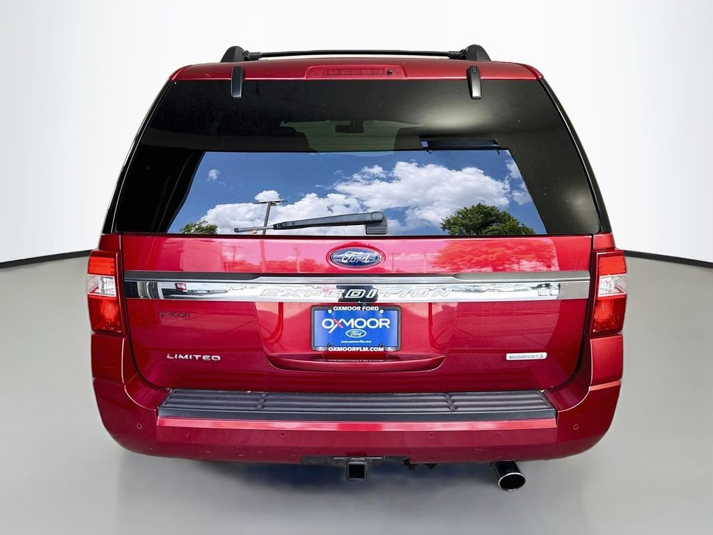Used 2017 Ruby Red Metallic Tinted Clearcoat Ford Limited image 12