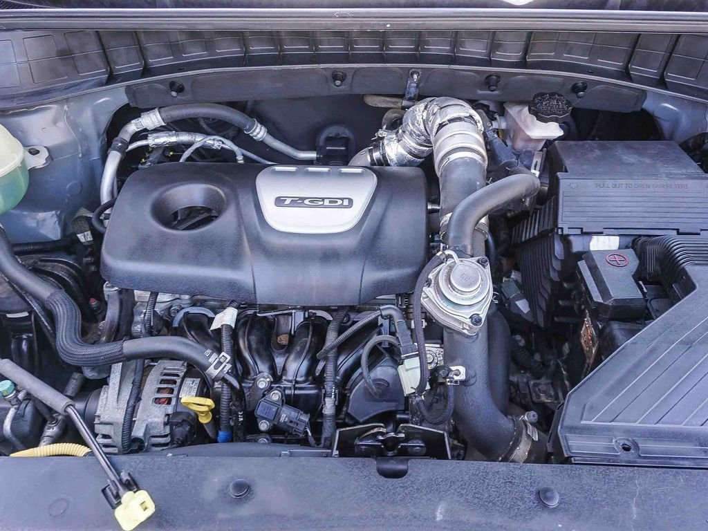 Used 2017 Gray Hyundai Value image 25