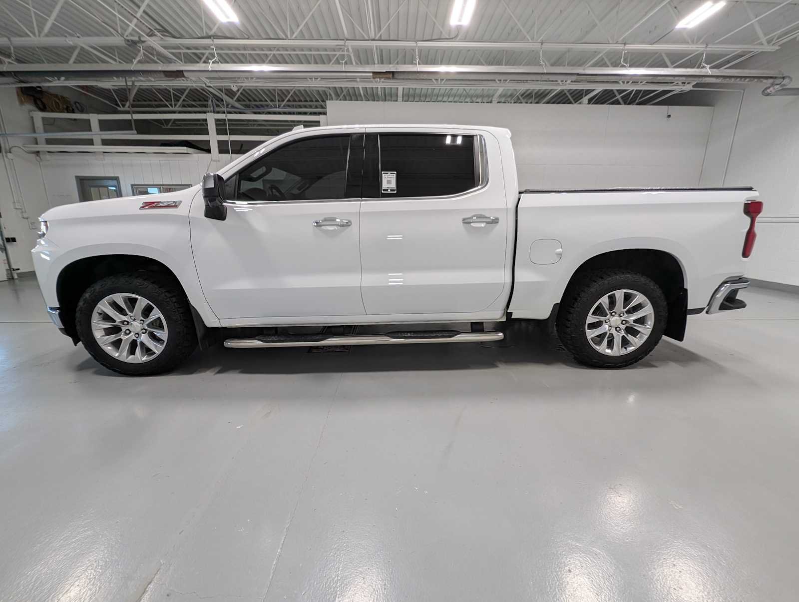 Used 2021 Summit White Chevrolet LTZ image 12