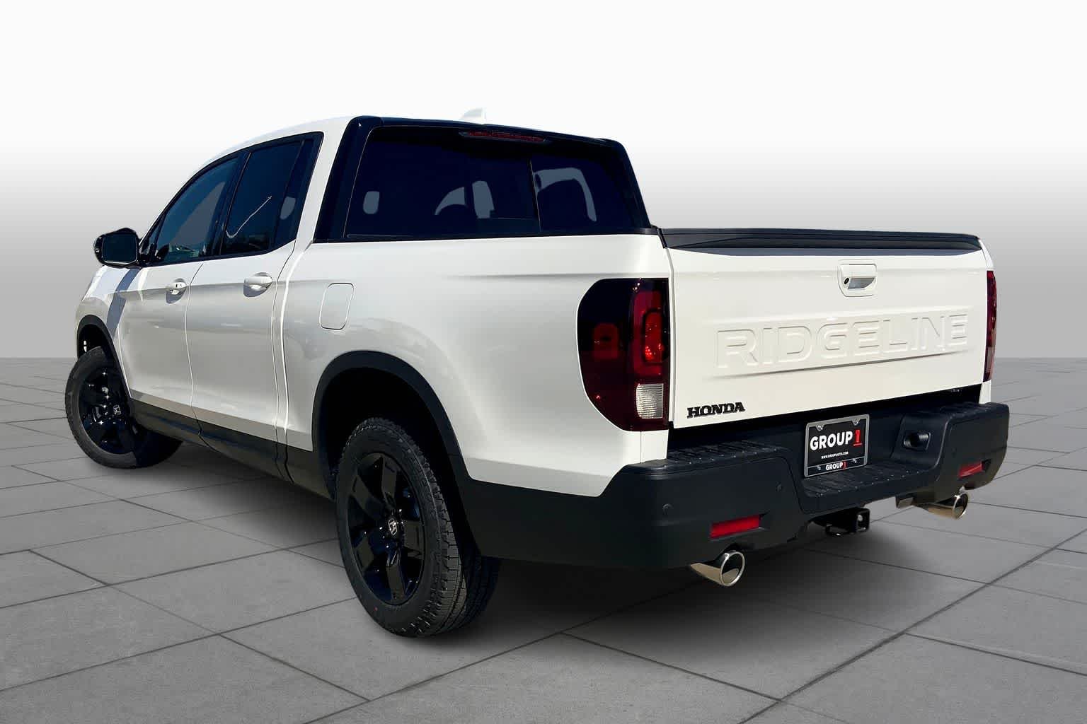 New 2026 Platinum White Pearl Honda Black Edition image 11