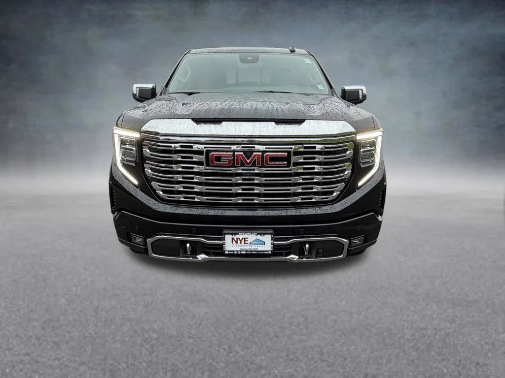 Used 2022 ONYX BLACK GMC Denali image 9