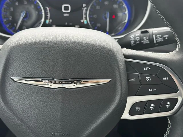 New 2026 Diamond Black Crystal Pearl-Coat Exterior Paint Chrysler LX image 25