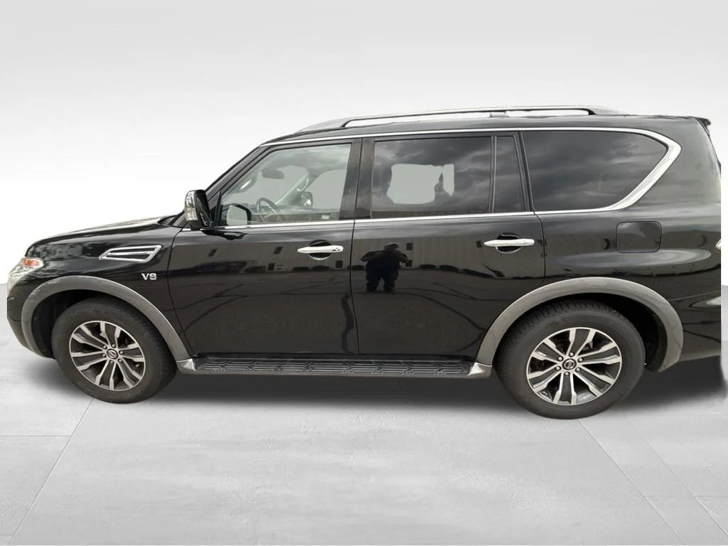 Used 2020 Black Nissan SL image 2