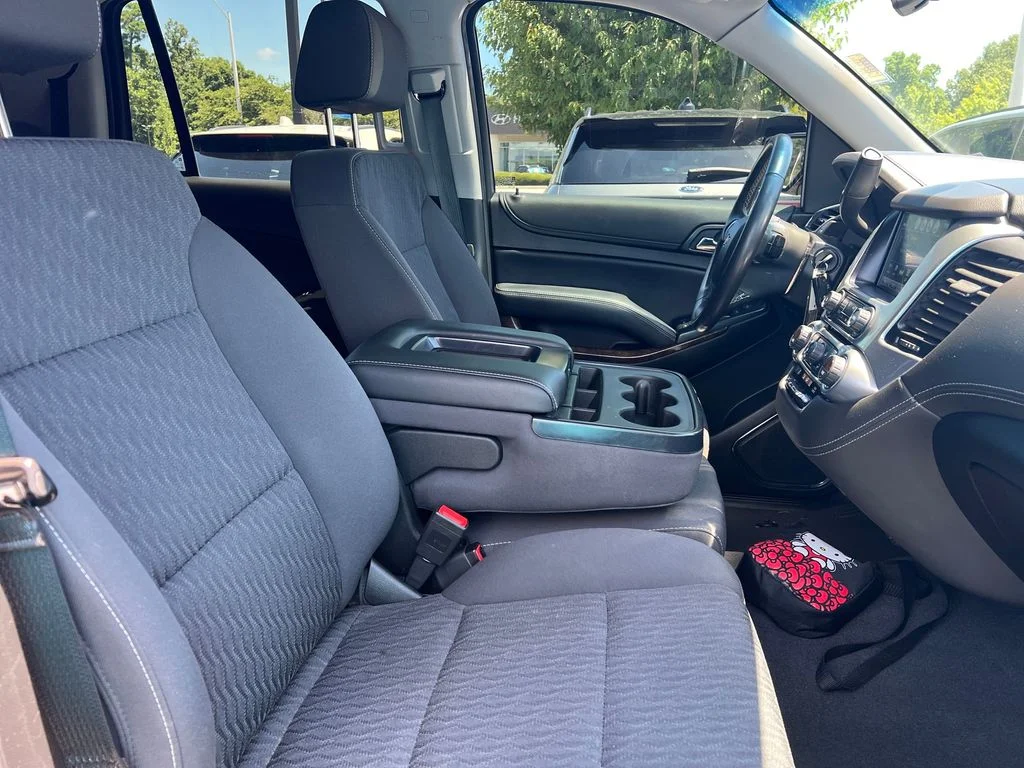 Used 2020 Black Chevrolet LS image 26