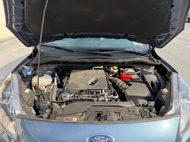 Certified Used 2020 Blue Metallic Ford SE image 21