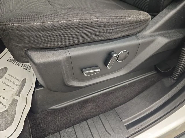 Used 2016 Ingot Silver Metallic Ford XLT image 36