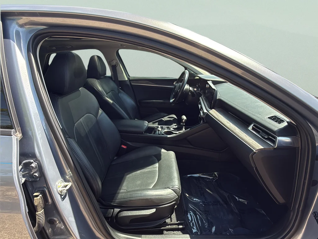 2023 Kia K5 EX - Photo 14