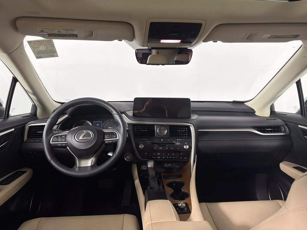 Used 2021 White Lexus 350 image 19