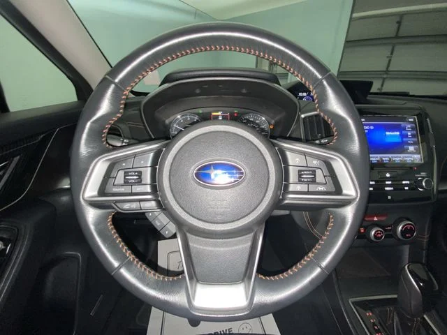 Used 2018 Silver Subaru 2.0i Limited image 14