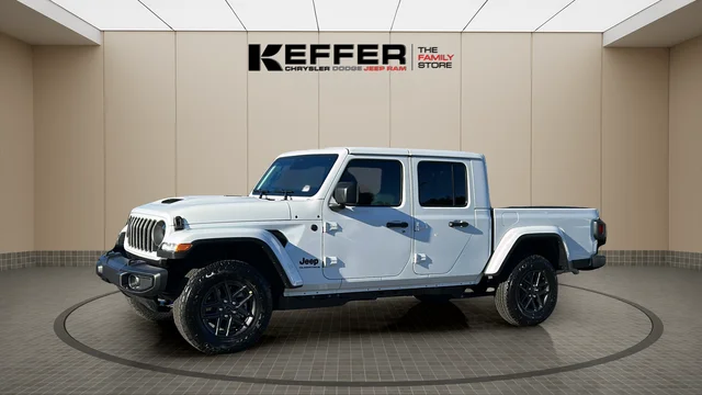 2026 Jeep Gladiator 2026 Jeep Gladiator Sport S 4D Crew Cab