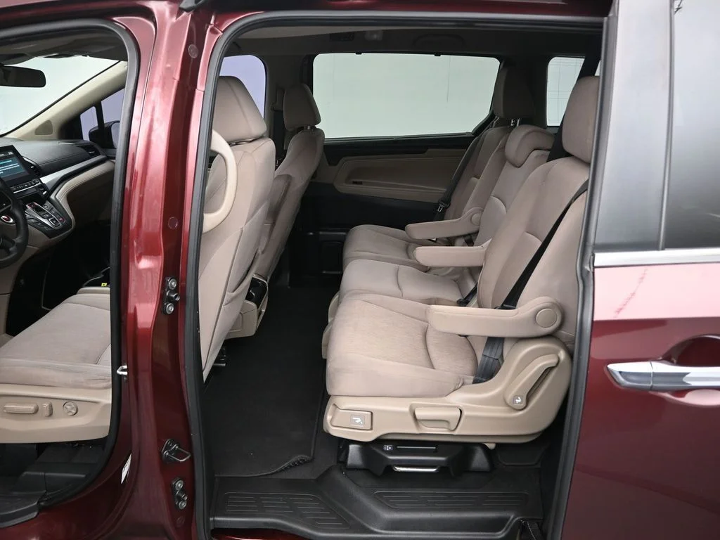 Used 2020 Red Honda EX image 18