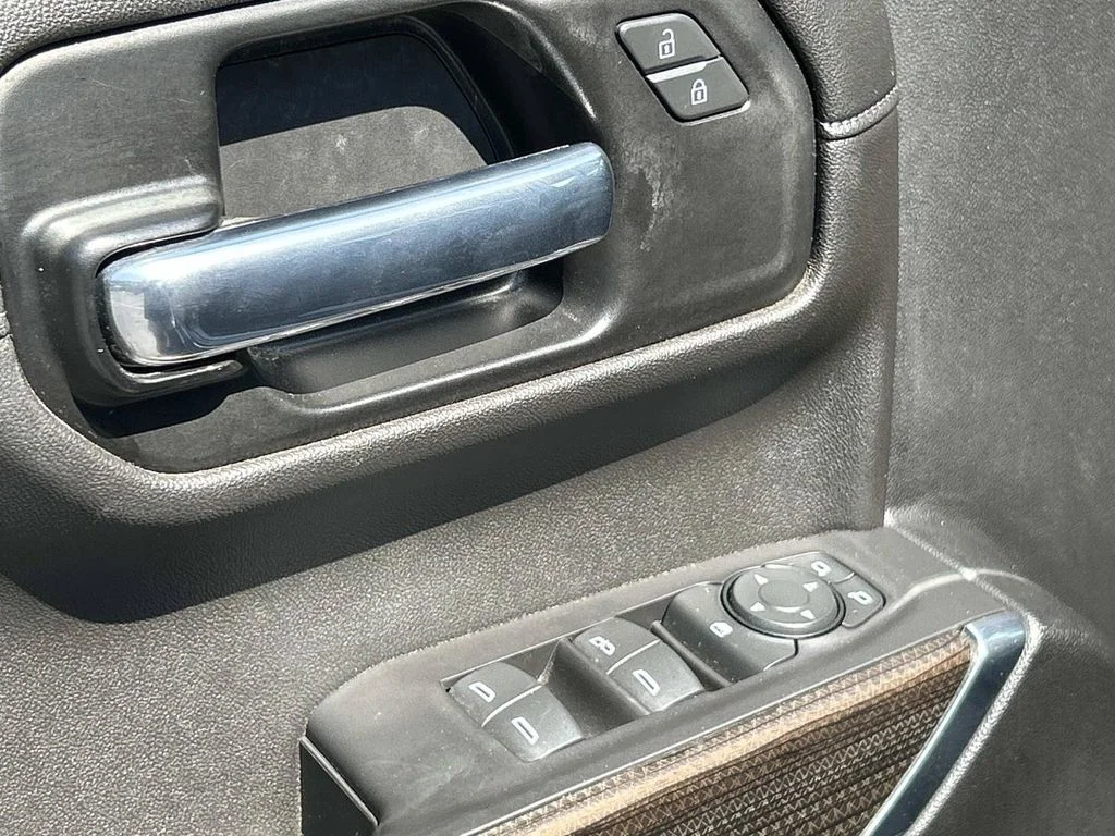 Used 2021 Gray Chevrolet RST image 19