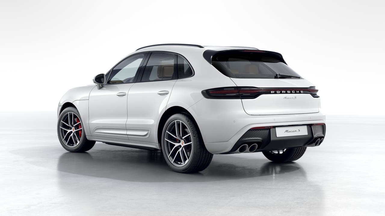 New 2026 Carrara White Metallic Porsche S image 3