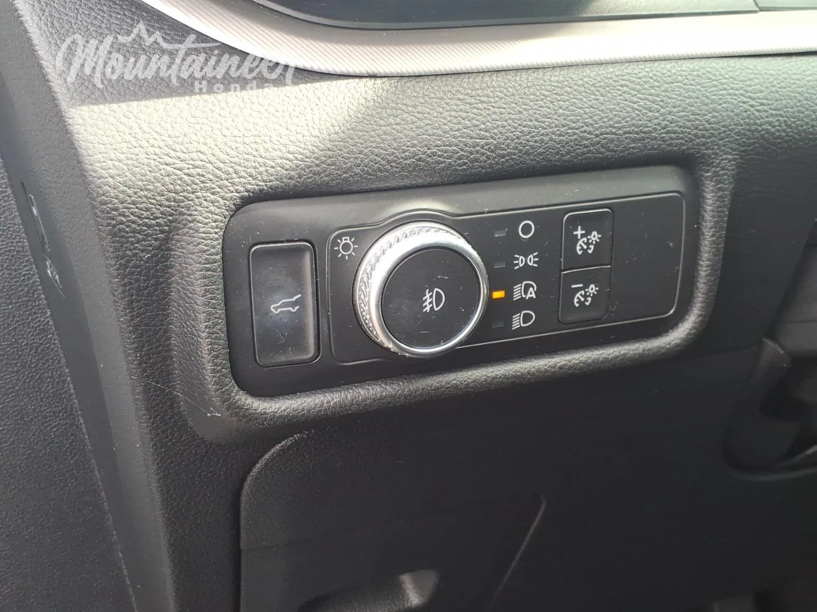 Used 2020 Star White Metallic Tri-Coat Ford XLT image 31