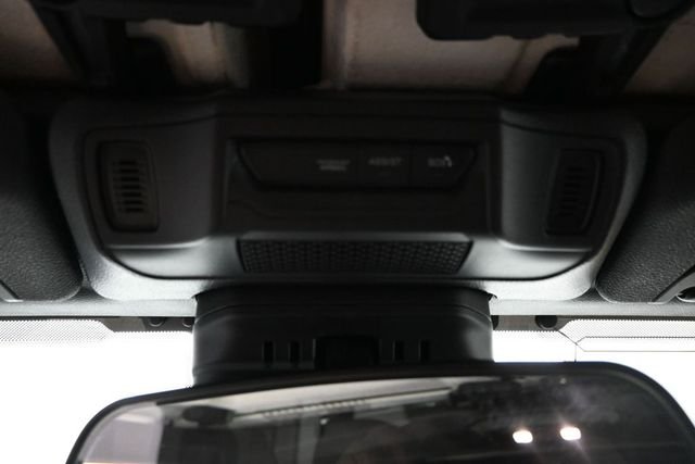 Used 2025 White Jeep Sahara image 38