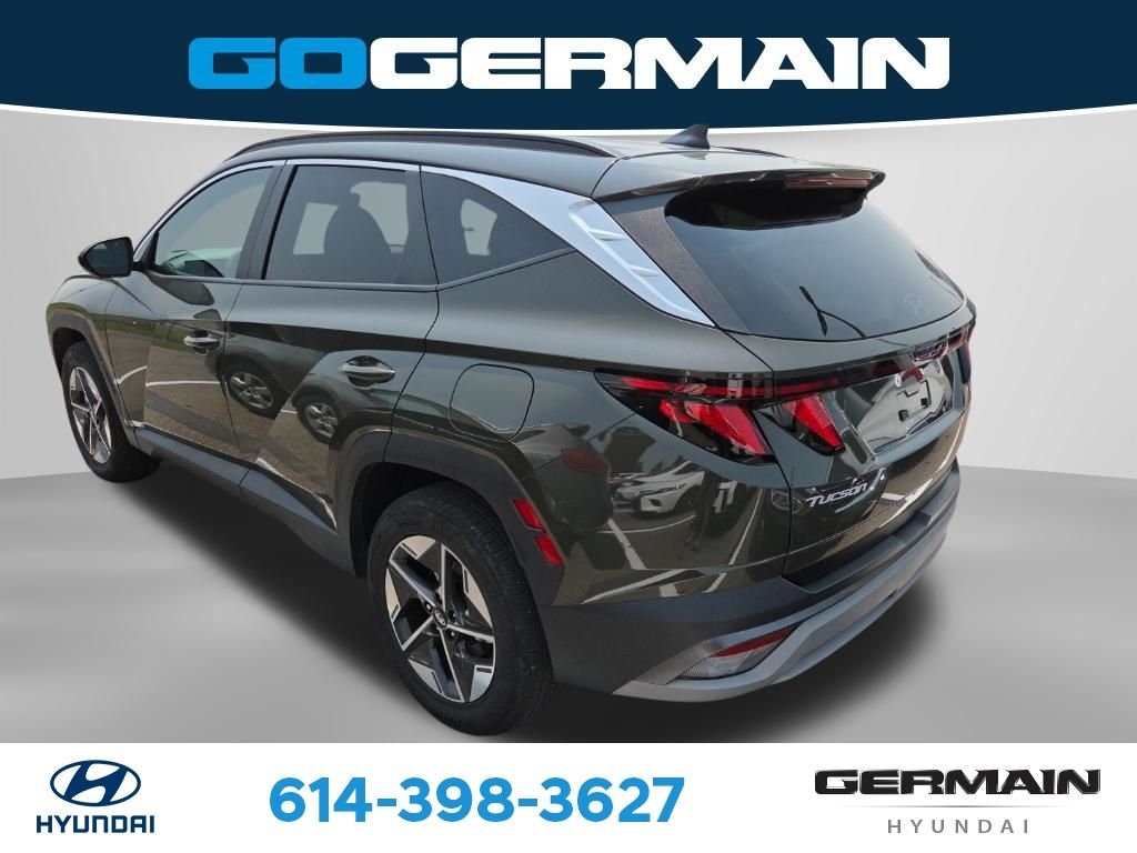 Used 2025 Green Hyundai SEL image 8
