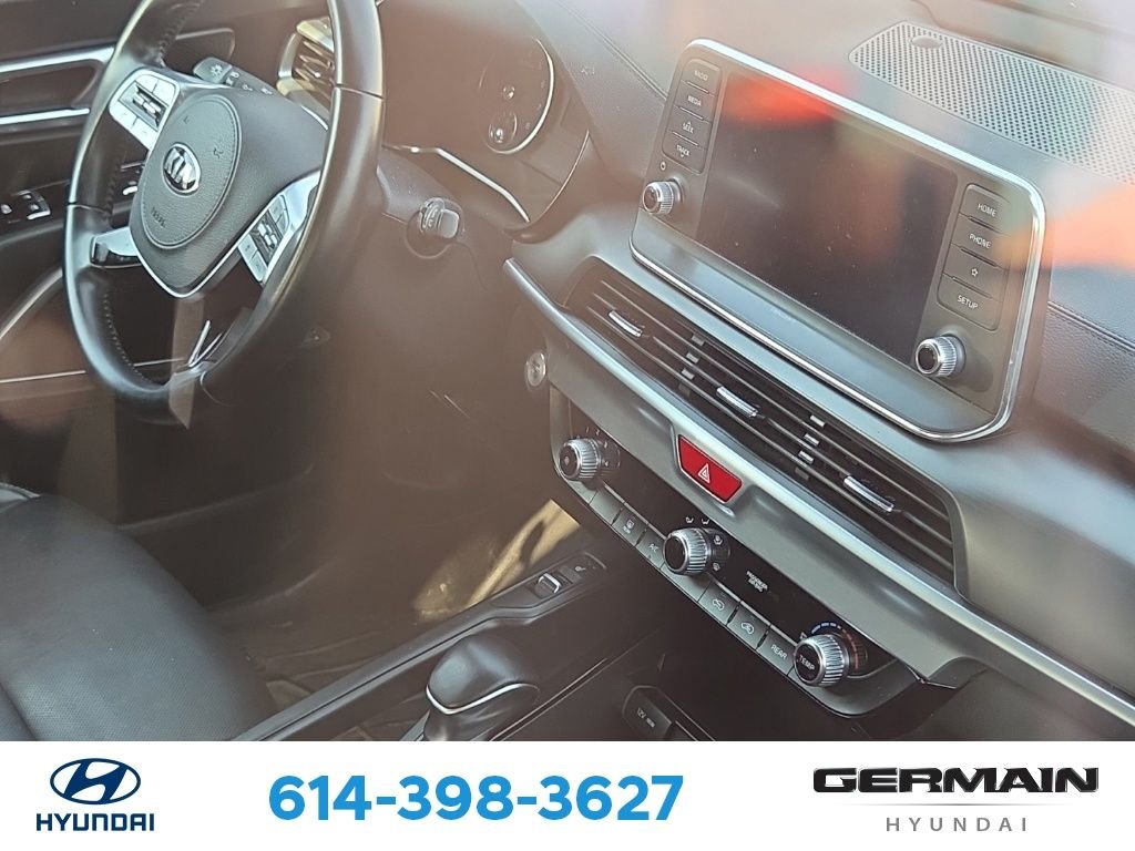 Used 2021 Black Kia S image 13