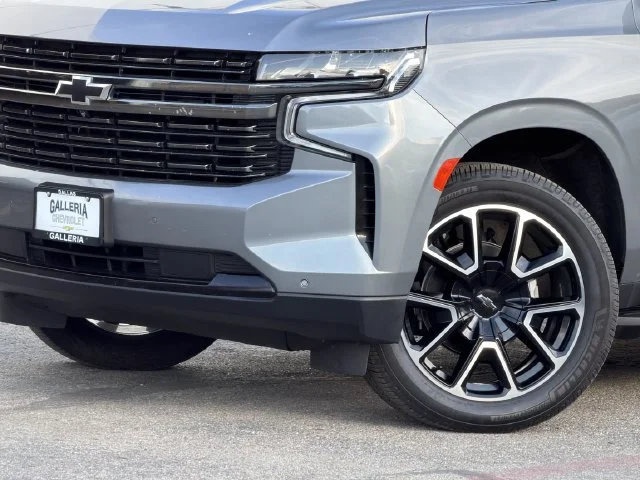 Used 2022 SATIN STEEL METALLIC Chevrolet RST image 10