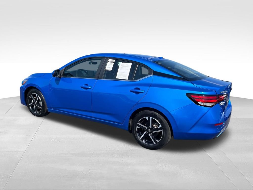 Used 2025 Blue Nissan SV image 3