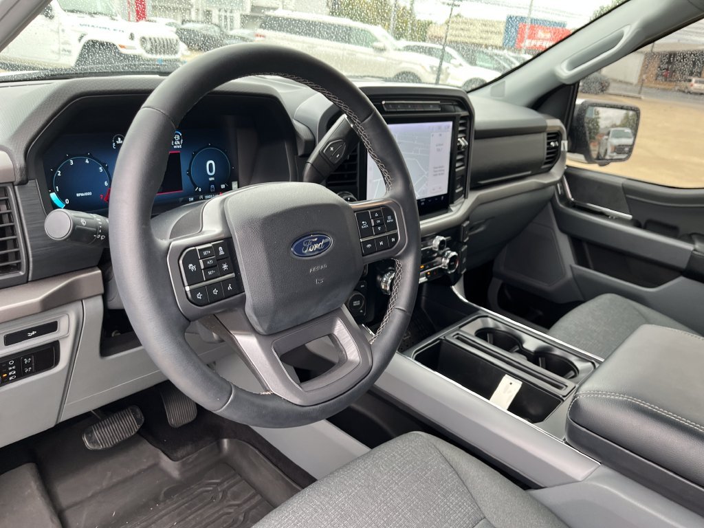 Used 2024 White Ford XLT image 15