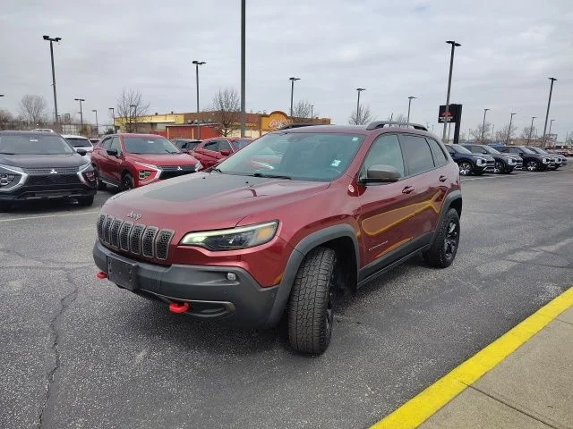 Used 2020 Red Jeep Trailhawk image 3