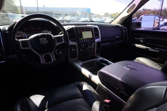 Used 2018 Black Ram Laramie image 31