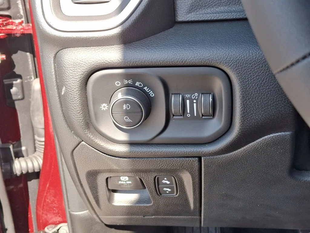 2025 RAM 1500 Big Horn/Lone Star - Photo 26