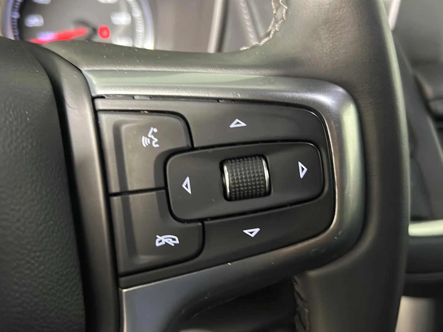 Used 2024 Black Chevrolet LS image 23
