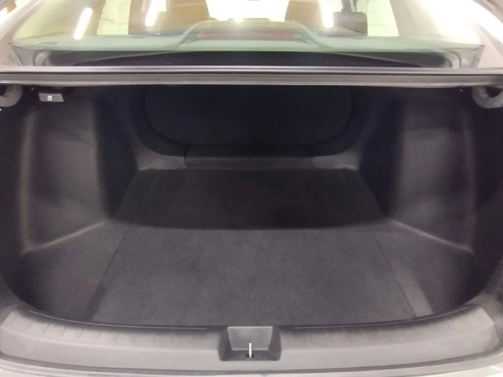 Used 2024 Silver Honda LX image 16