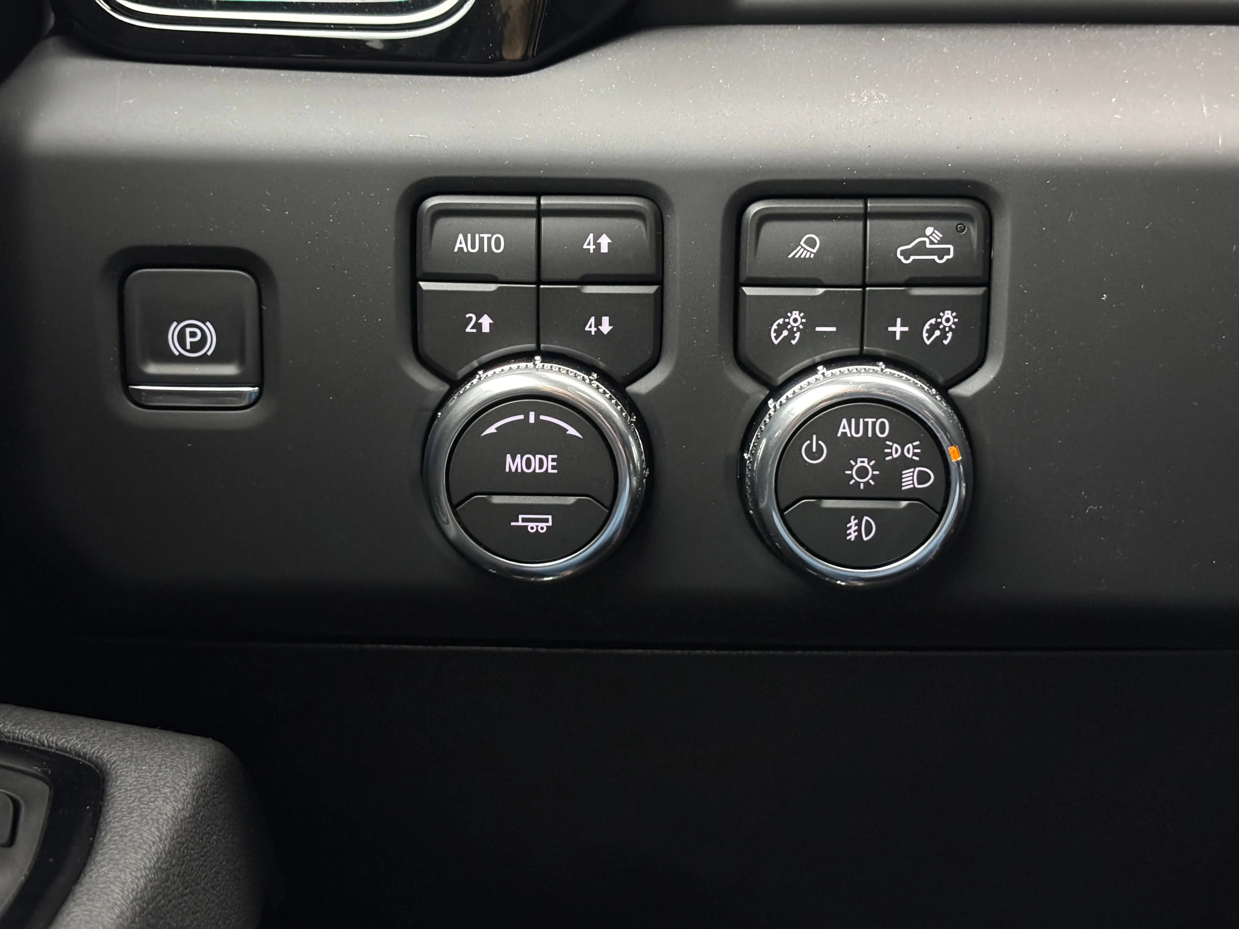 2026 GMC Sierra 2500HD AT4 - Photo 25