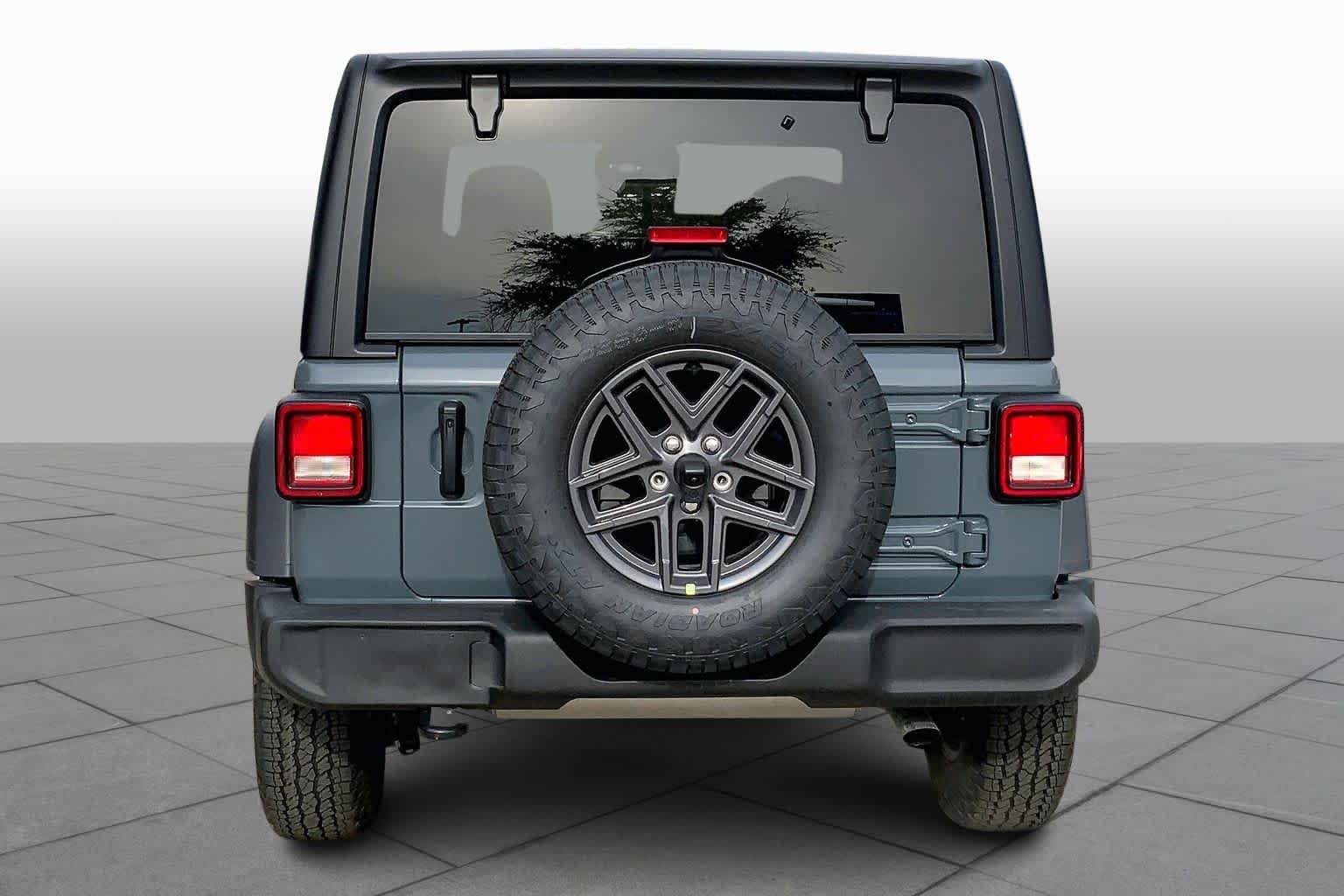 New 2026 Anvil Clear-Coat Exterior Paint Jeep Sport S image 4