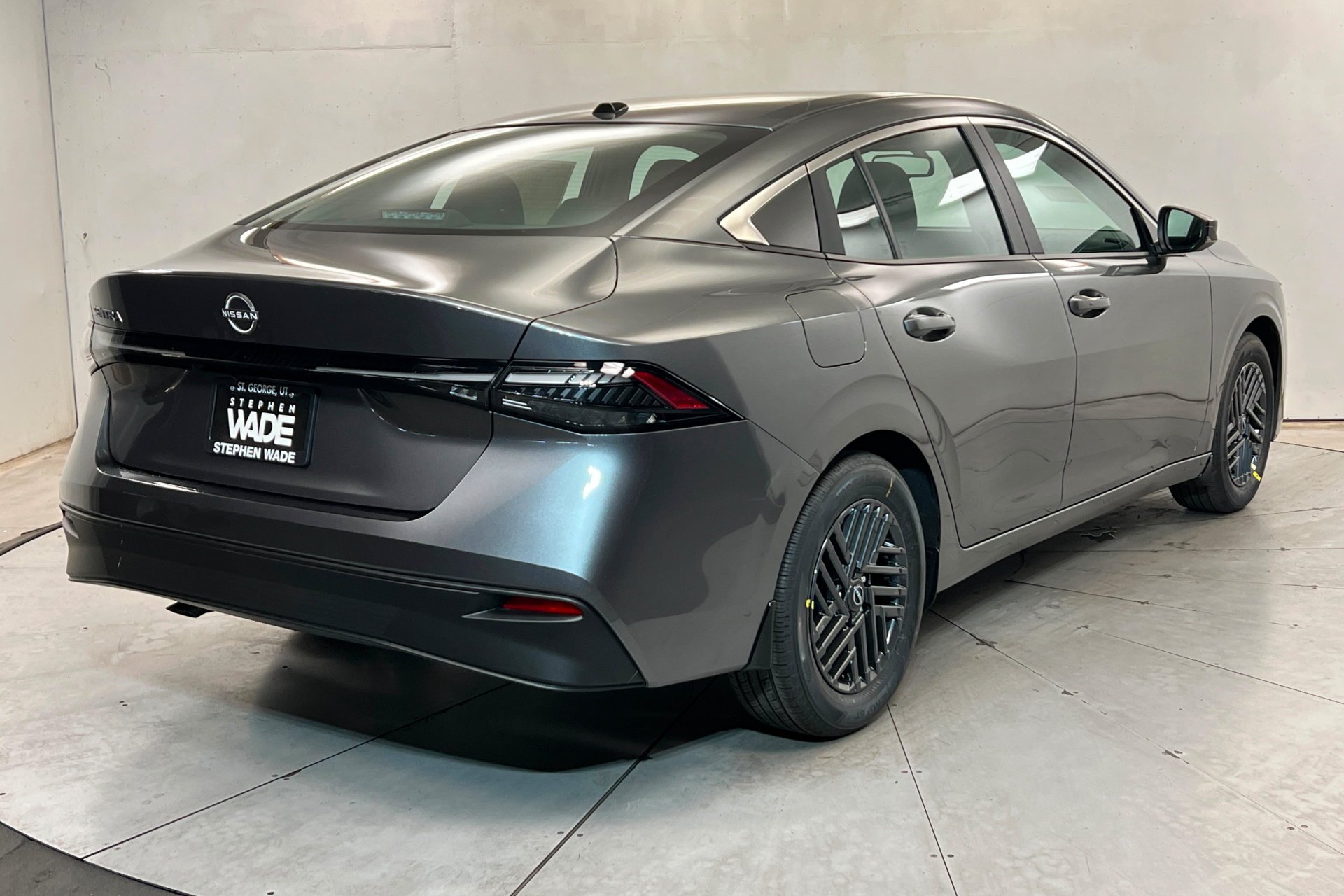 New 2027 Gun Metallic Nissan SV image 6