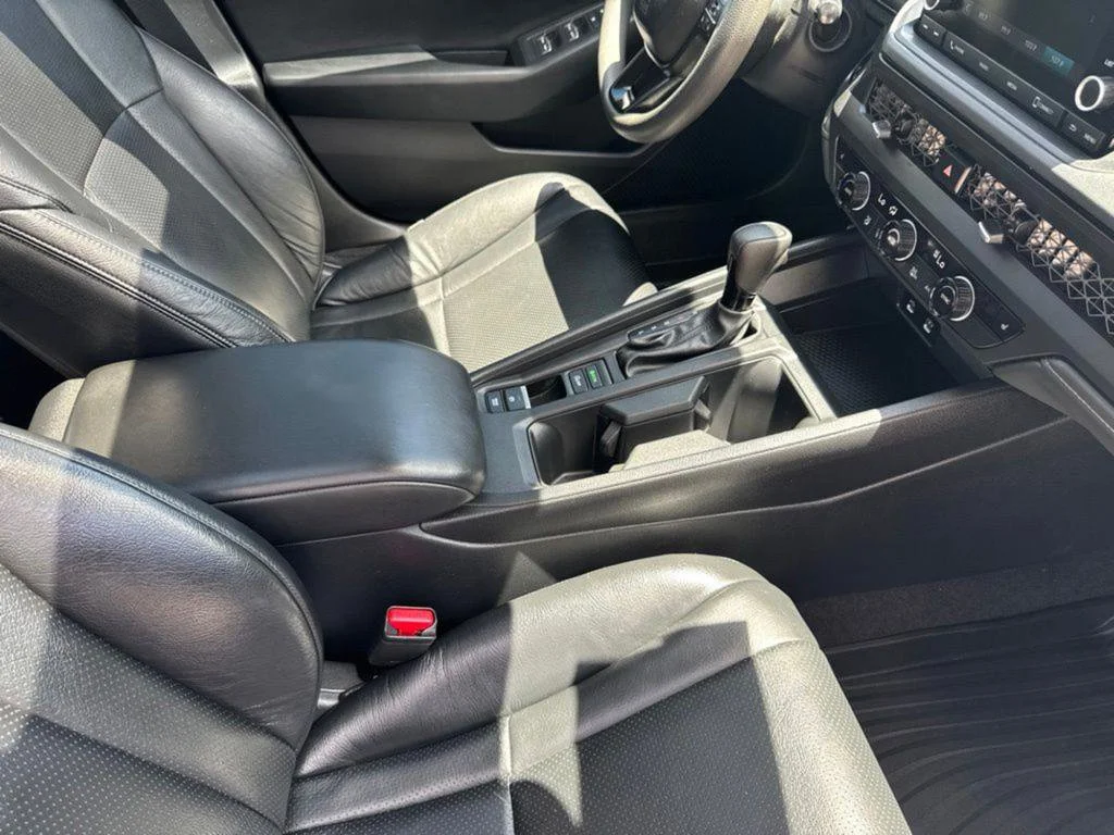 Used 2024 Gray Honda EX image 28