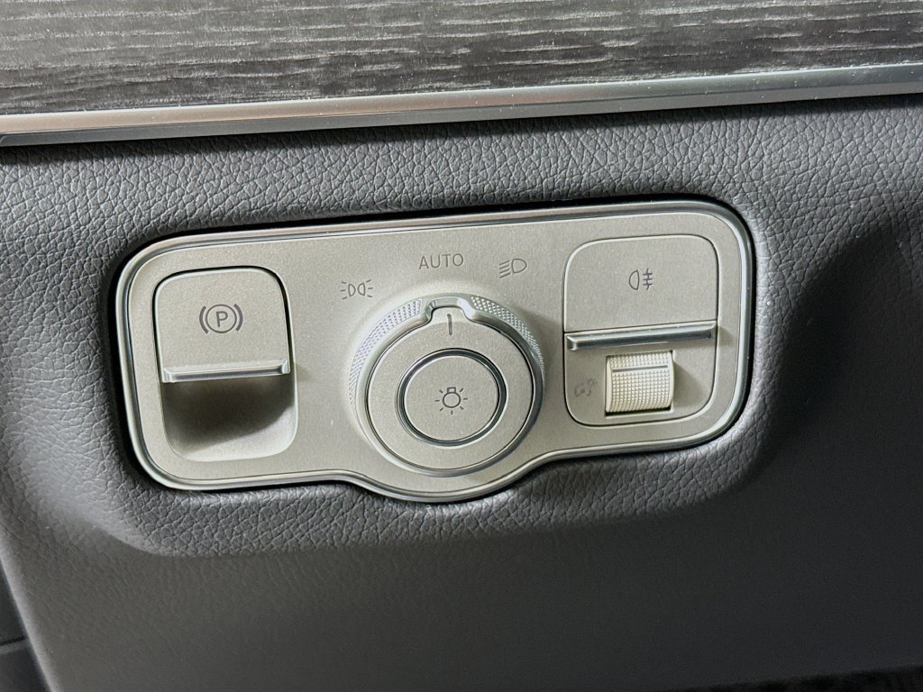 New 2026 MANUFAKTUR Alpine Grey Mercedes-Benz GLE 350 image 43