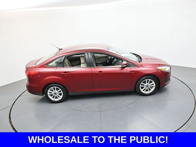 Used 2016 Red Ford SE image 43