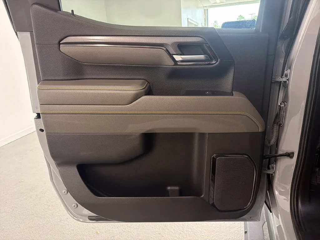 Used 2024 Gray Chevrolet ZR2 image 9
